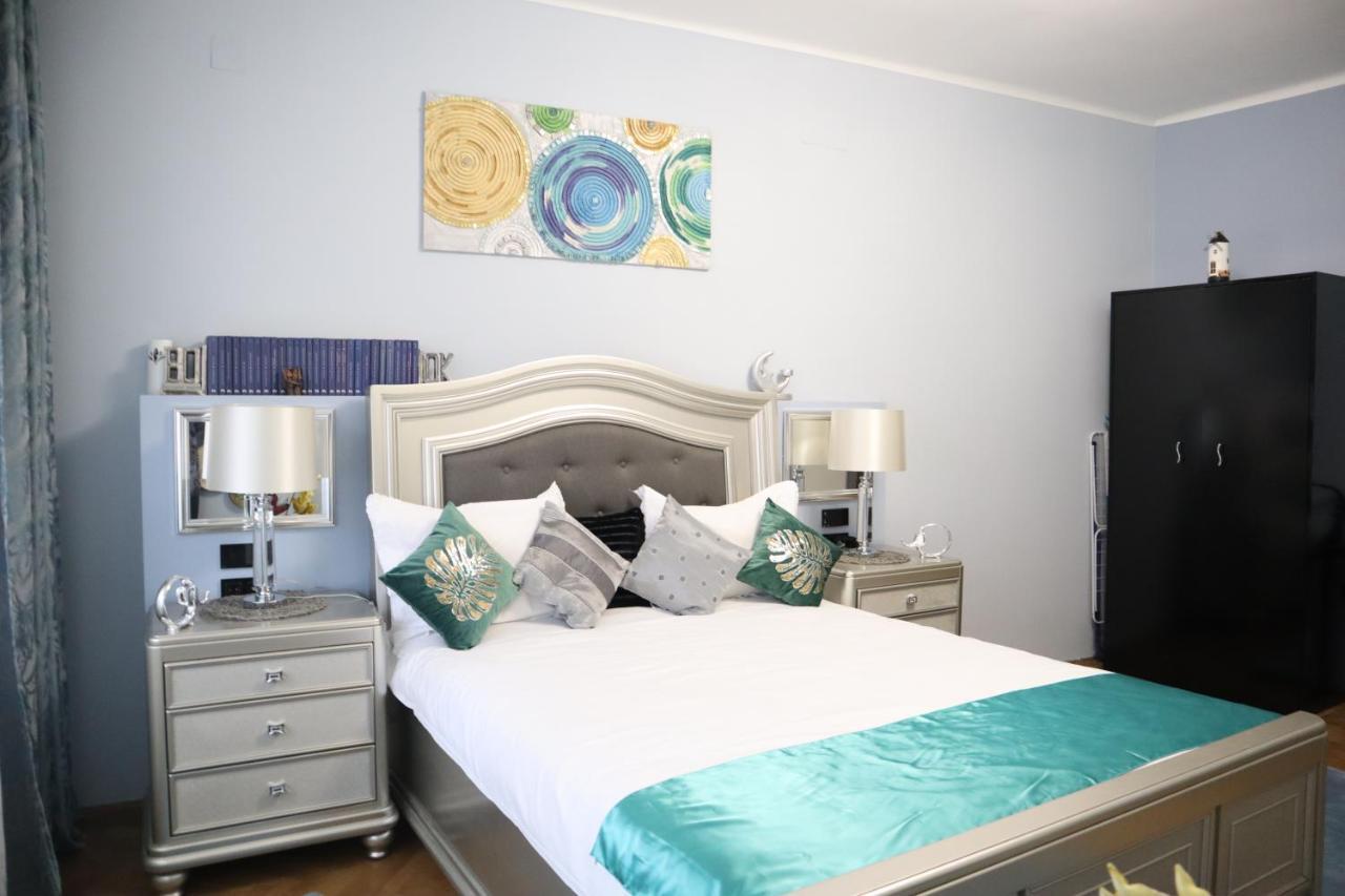 Apartament Sabrina Central Braşov Esterno foto