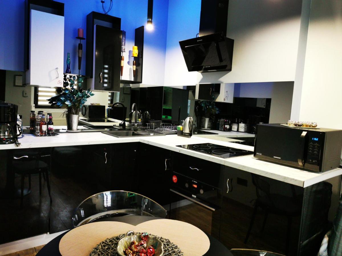 Apartament Sabrina Central Braşov Esterno foto