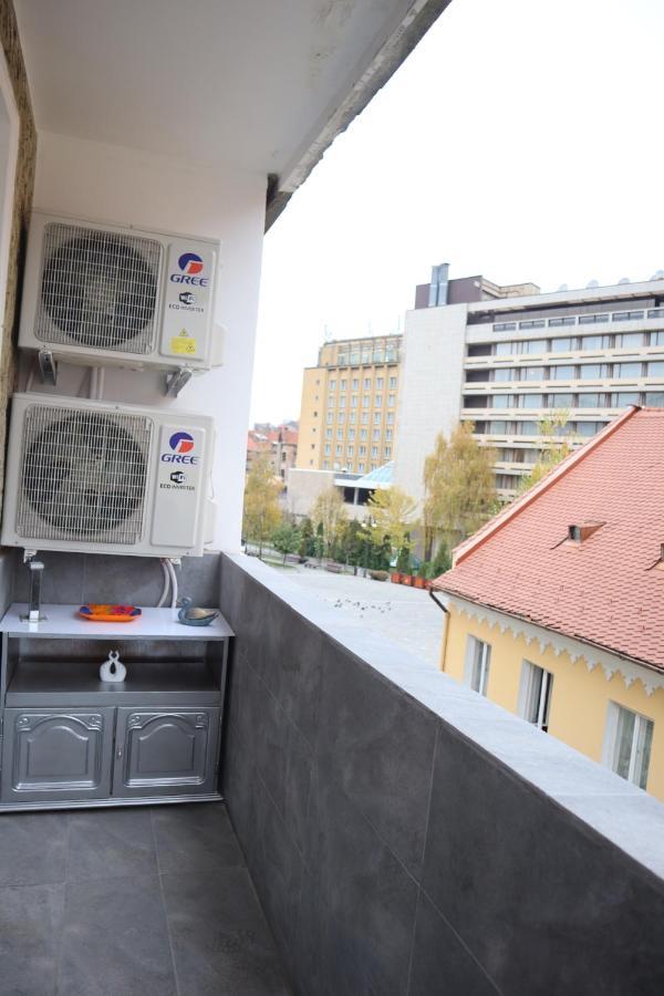 Apartament Sabrina Central Braşov Esterno foto